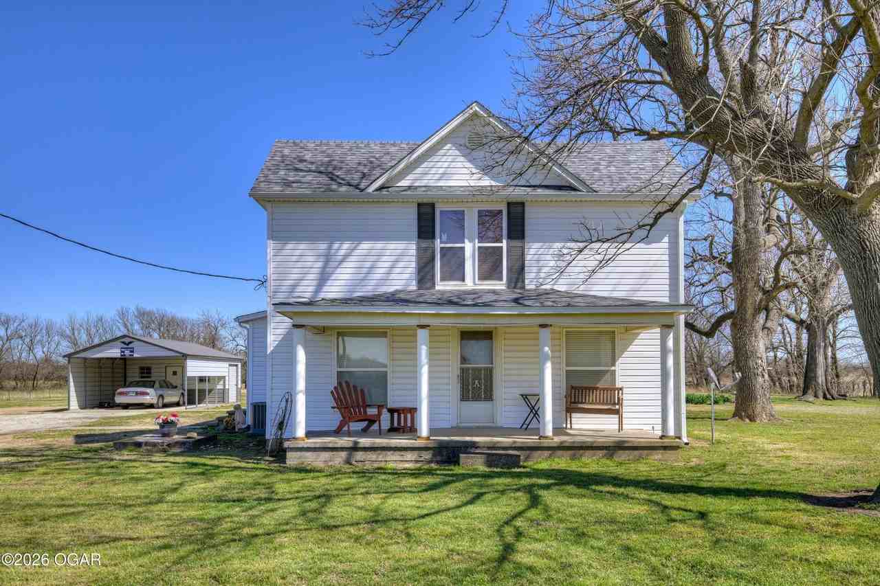 6475 Se 20th St - Photo 2 of 30