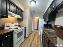 featured image of 1001 S 1st St Apt 6 #Apt 6