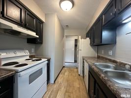 featured image of 1001 S 1st St Apt 4 #Apt 4