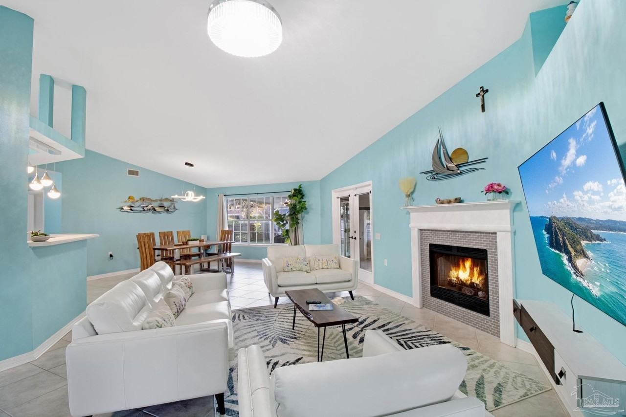 1675 Winding Shore Dr - Photo 4 of 50