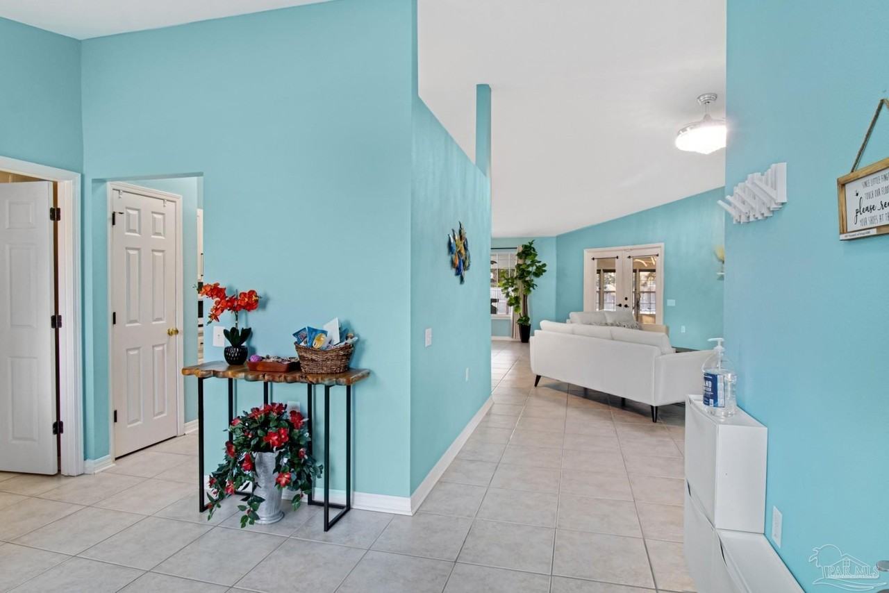 1675 Winding Shore Dr - Photo 5 of 50