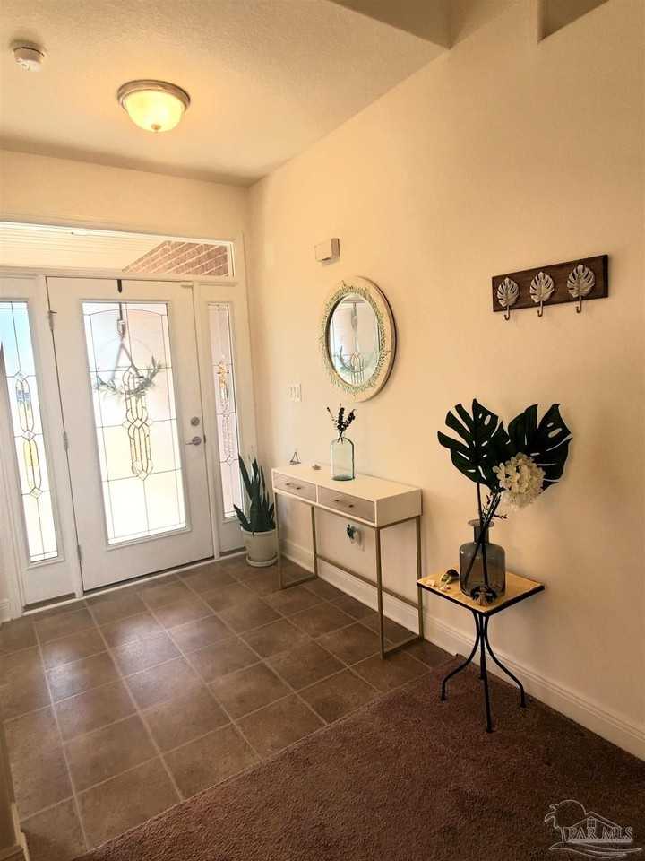 2200 Somerville Ct - Photo 5 of 26