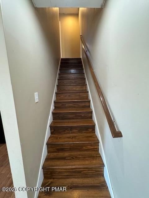 106 Ridgeway St - Photo 6 of 8