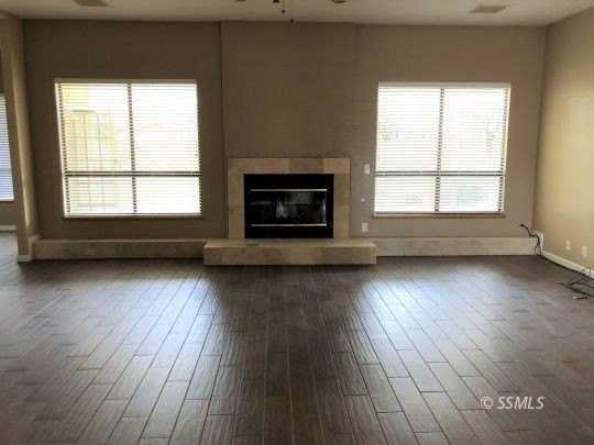 1100 Carolyn St - Photo 2 of 17