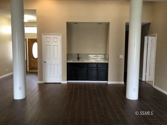 1100 Carolyn St - Photo 3 of 17