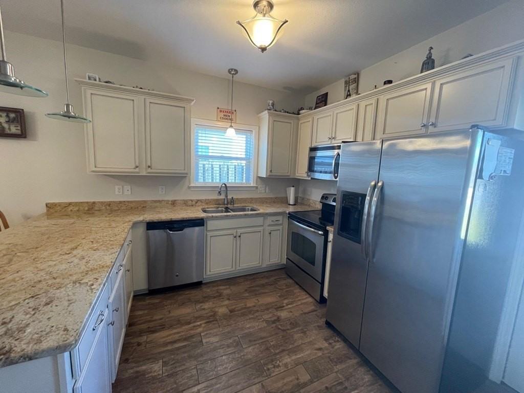 107 Kaelyn Ln - Photo 5 of 20