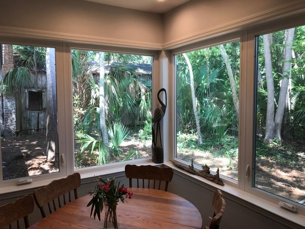 123 Avenue L - Photo 3 of 19