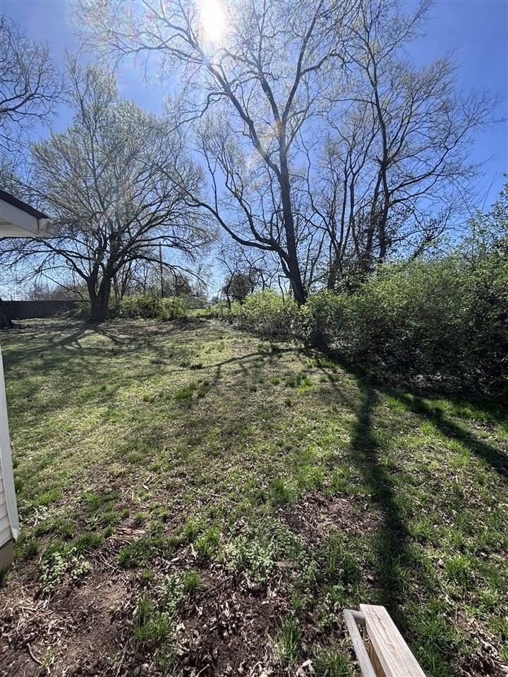 848 Hope St - Photo 2 of 8