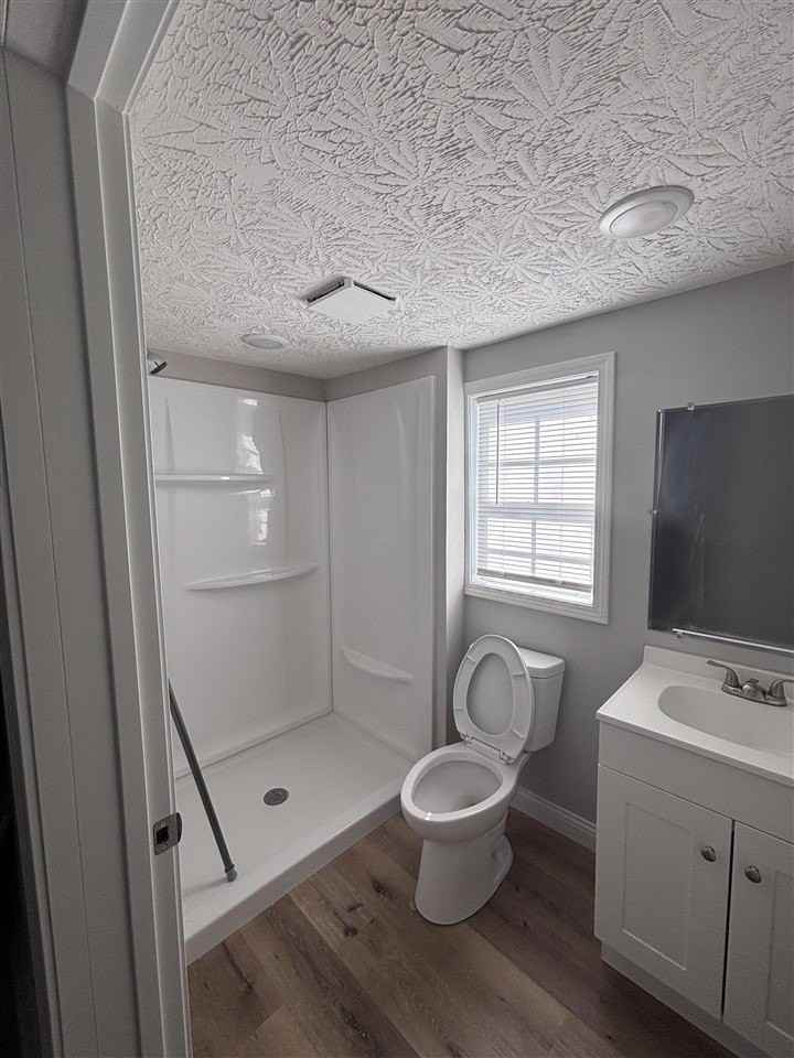 848 Hope St - Photo 5 of 8