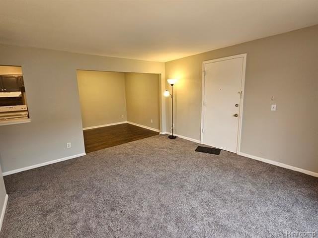 29098 Lund Ave - Photo 3 of 14