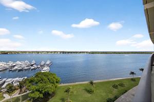 featured image of 134 Lakeshore Dr Apt T13