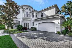 featured image of 9766 Vitrail Ln