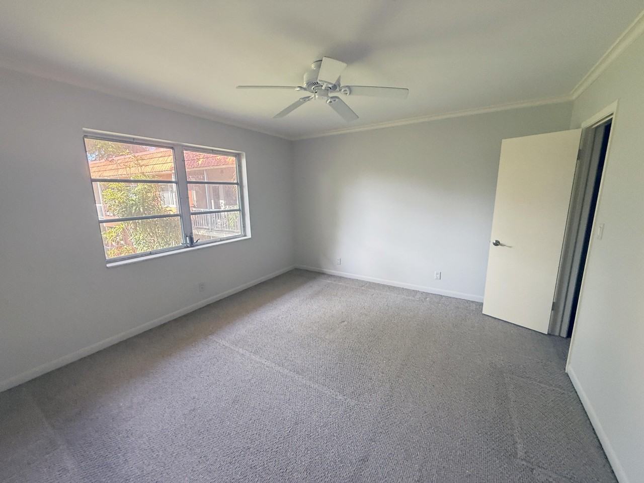 136 Ne 19th Ct Apt 220f - Photo 7 of 17