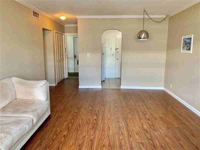 1851 Ne 62nd St Apt 603 - Photo 2 of 9