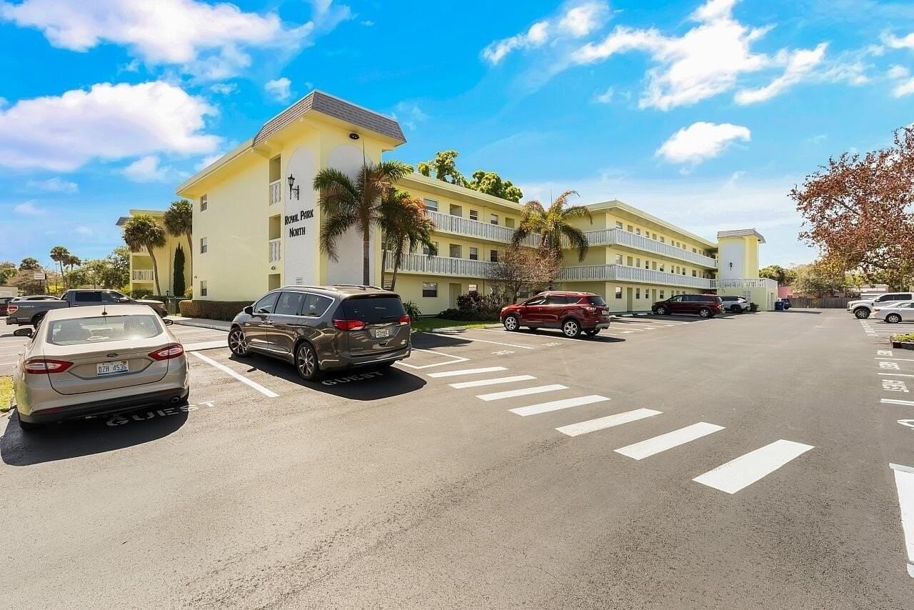 1100 Ponce De Leon Cir Apt N210 - Photo 2 of 26