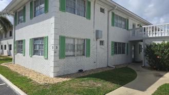 1821 Ne 62nd St Apt 304 - Photo 1 of 1