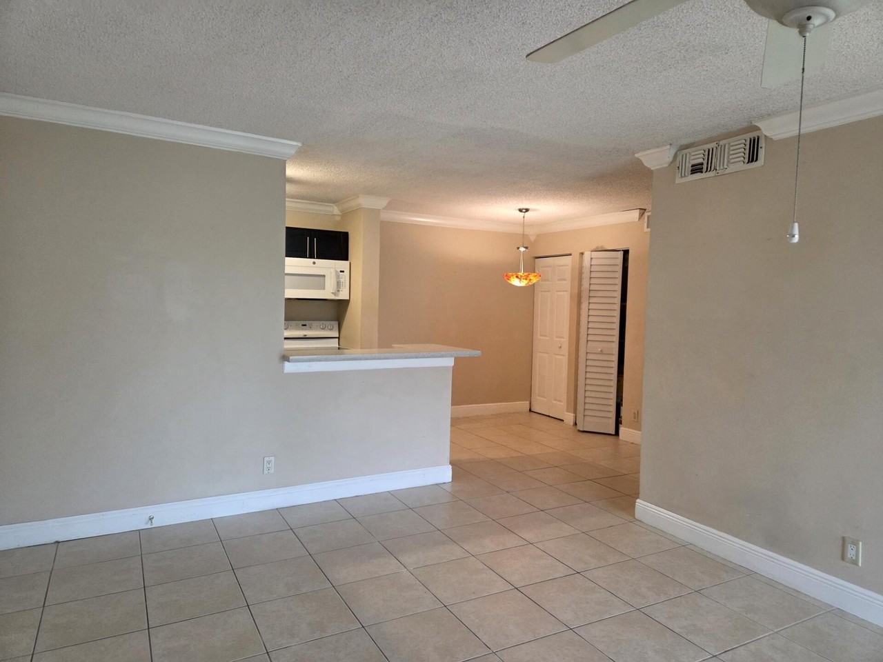 10749 Cleary Blvd Apt 104 - Photo 7 of 33