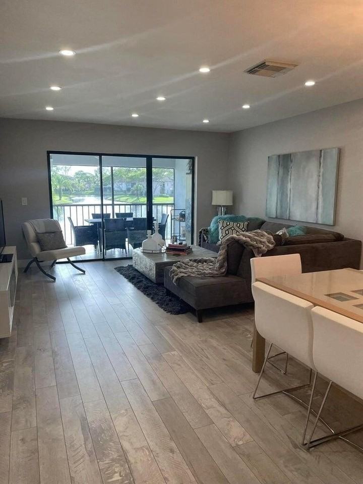 9299 Vista Del Lago - Photo 5 of 21