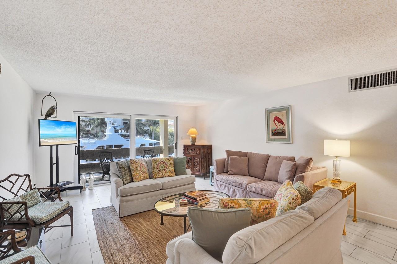 1700 Se 15th St Apt 311 - Photo 3 of 28