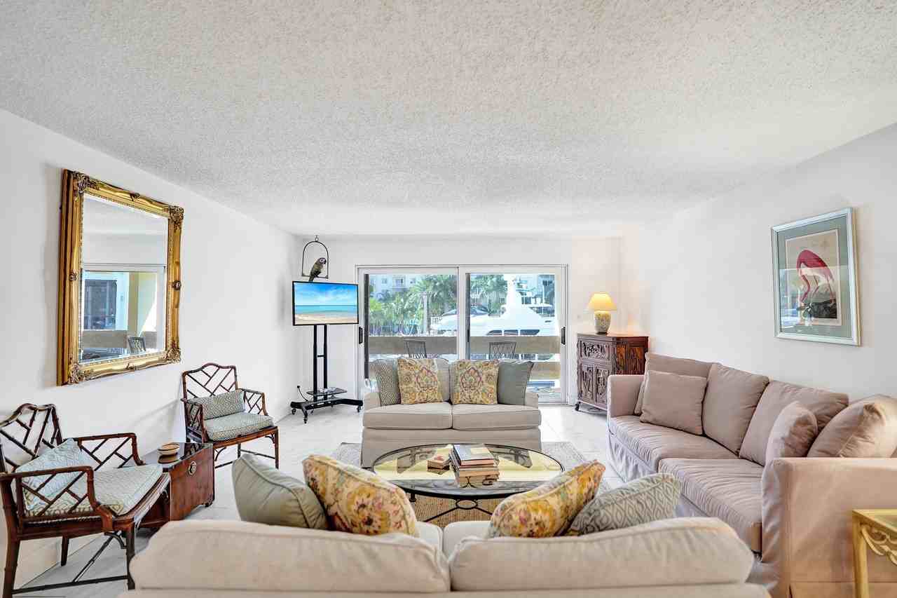 1700 Se 15th St Apt 311 - Photo 4 of 28