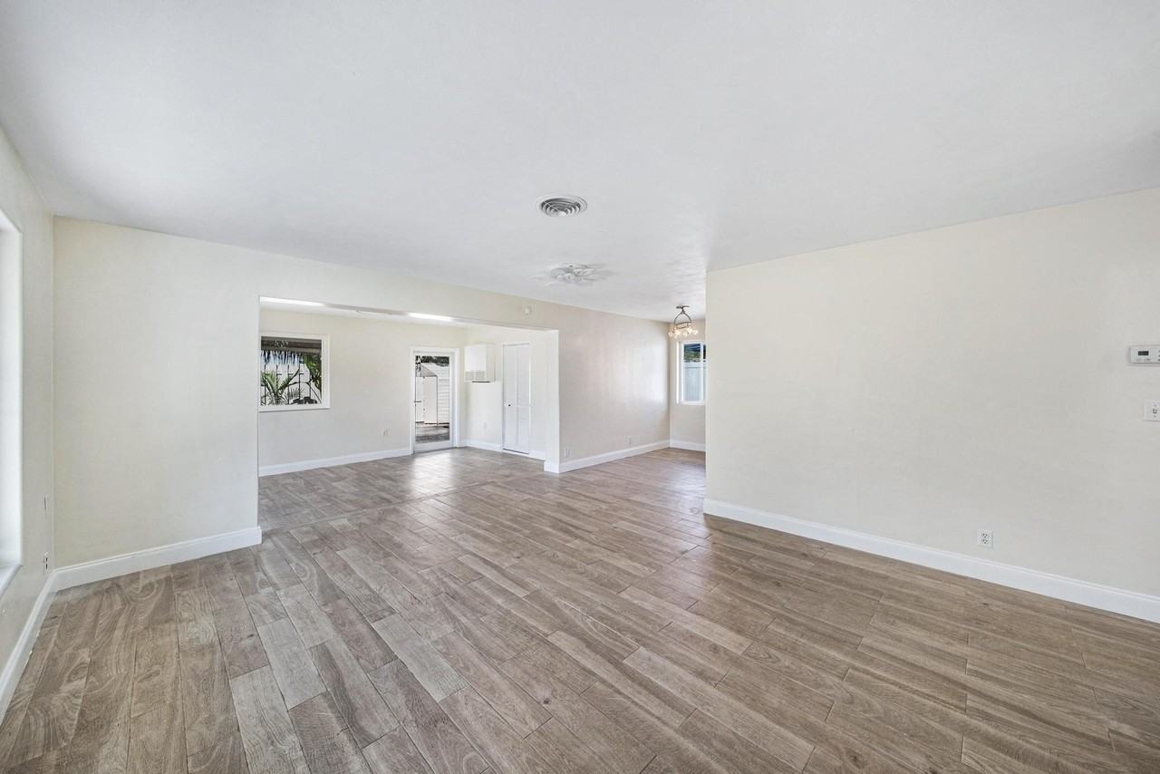 2611 Ne 16th St - Photo 4 of 31