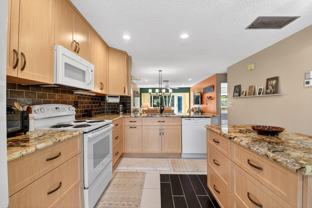 13752 Via Flora Apt D #Apt D - Photo 1 of 1