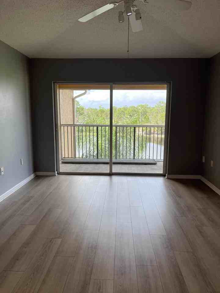 3792 Nw Mediterranean Ln - Photo 7 of 11