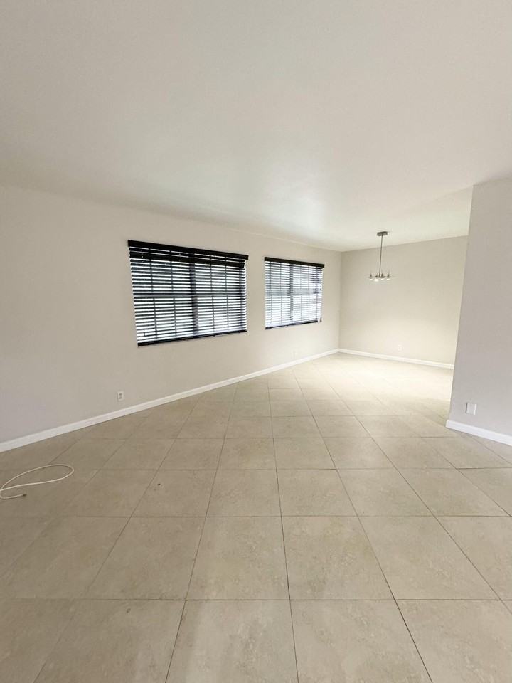 8886 Sw 3rd St Apt 203 - Photo 2 of 12