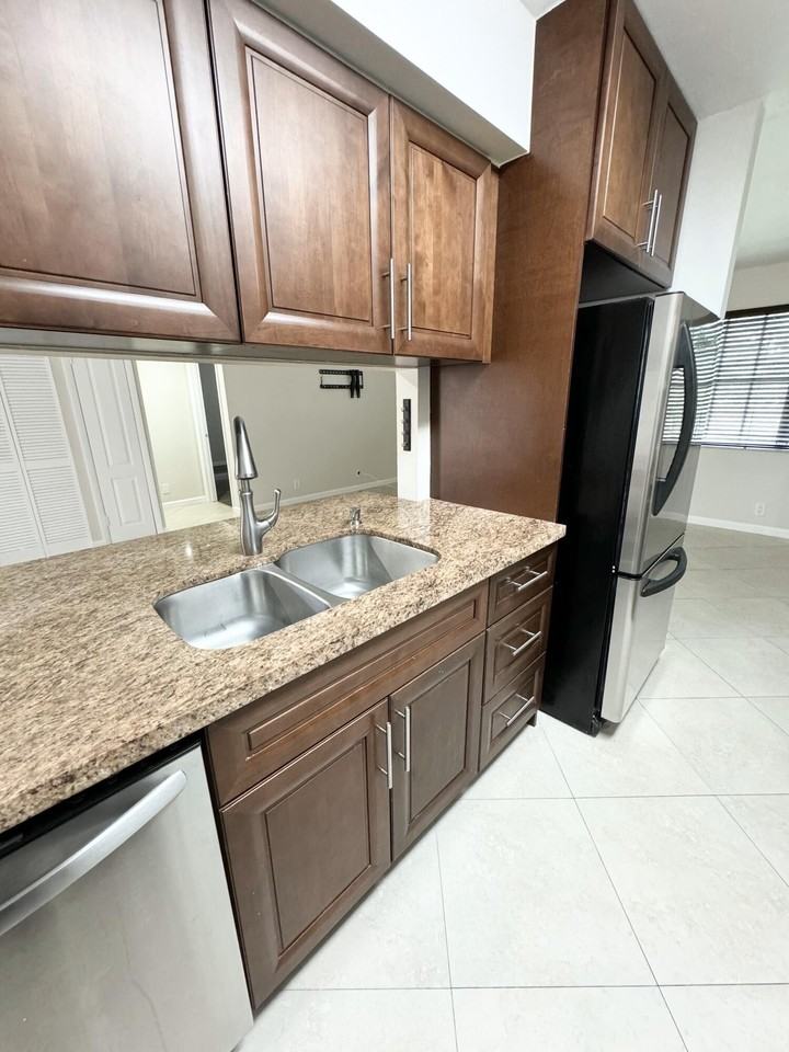 8886 Sw 3rd St Apt 203 - Photo 4 of 12