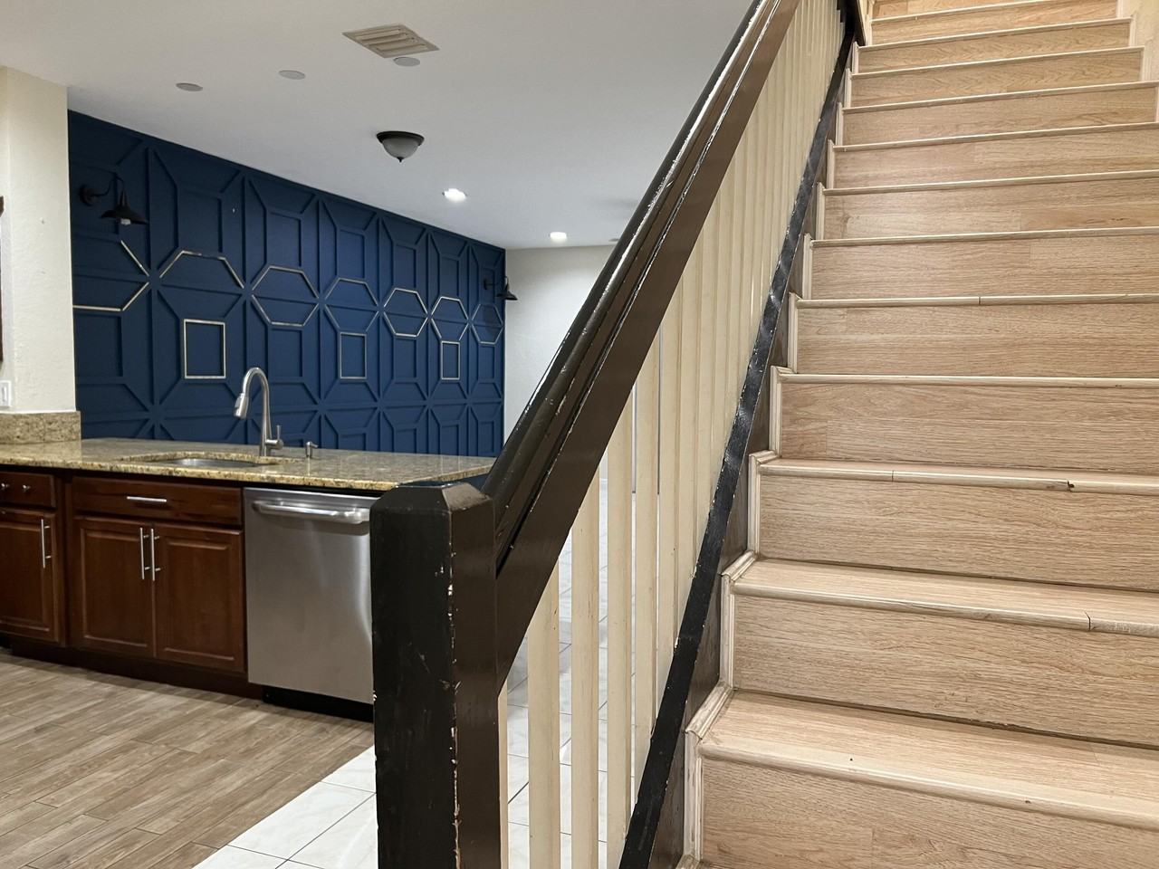 9498 S Military Trl - Photo 4 of 10