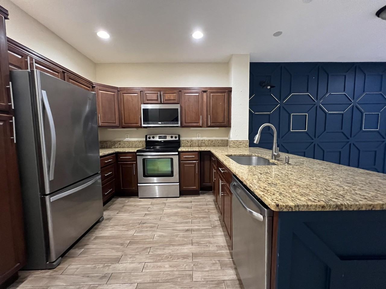 9498 S Military Trl - Photo 6 of 10