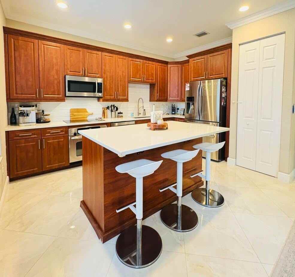 6956 Julia Gardens Dr - Photo 7 of 29