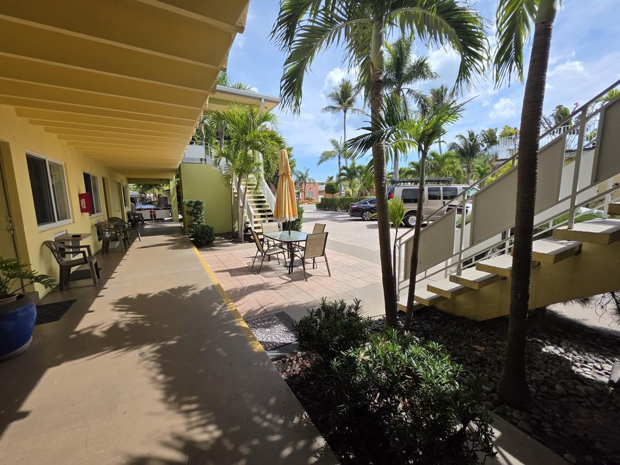 911 N Federal Hwy Unit 106 - Photo 3 of 16