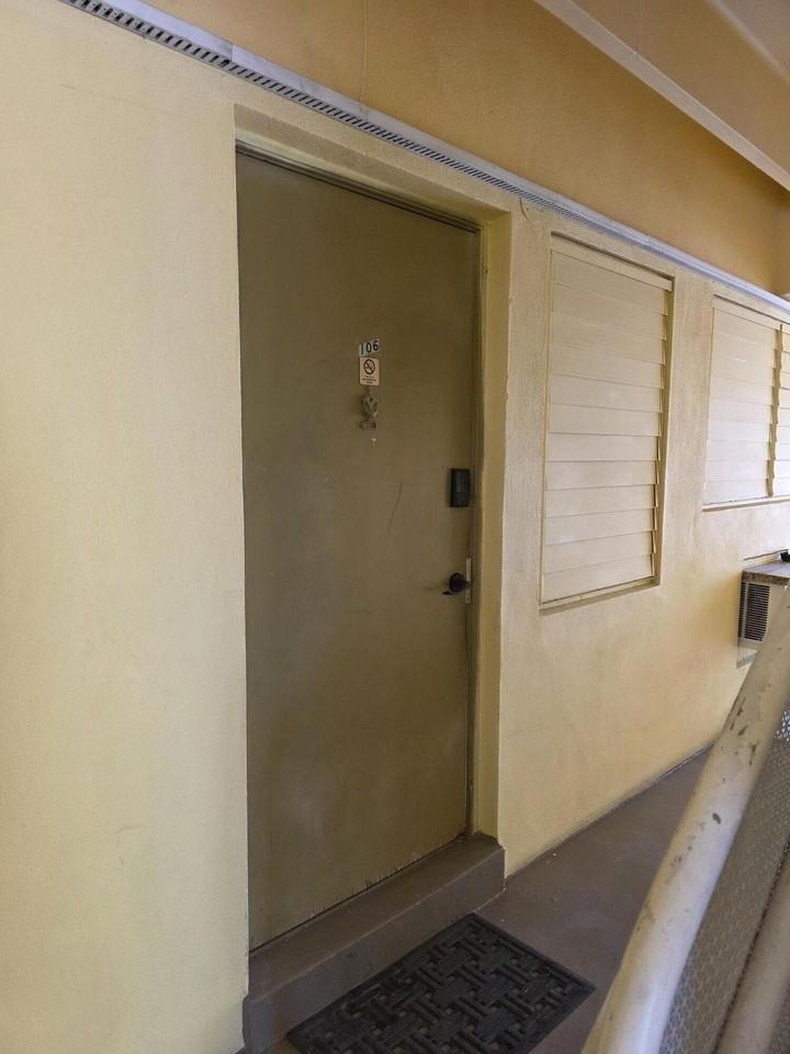 911 N Federal Hwy Unit 106 - Photo 4 of 16