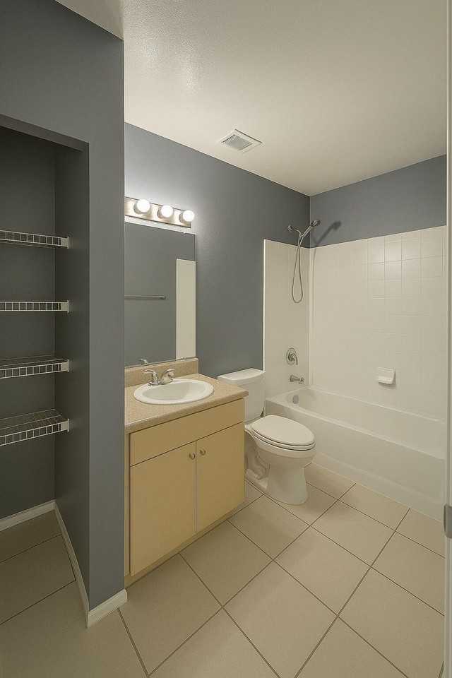 1174 Lake Terry Dr Apt N - Photo 2 of 5