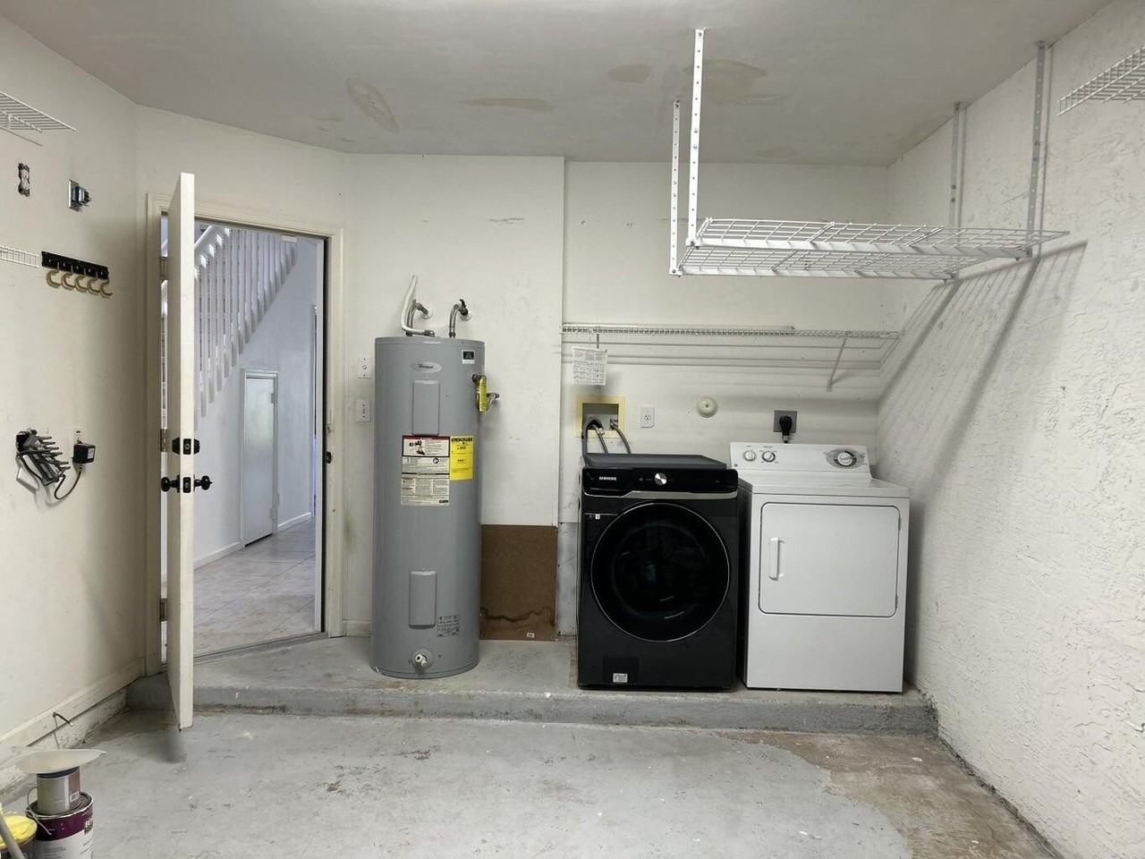 6974 Oak Bridge Ln - Photo 7 of 16