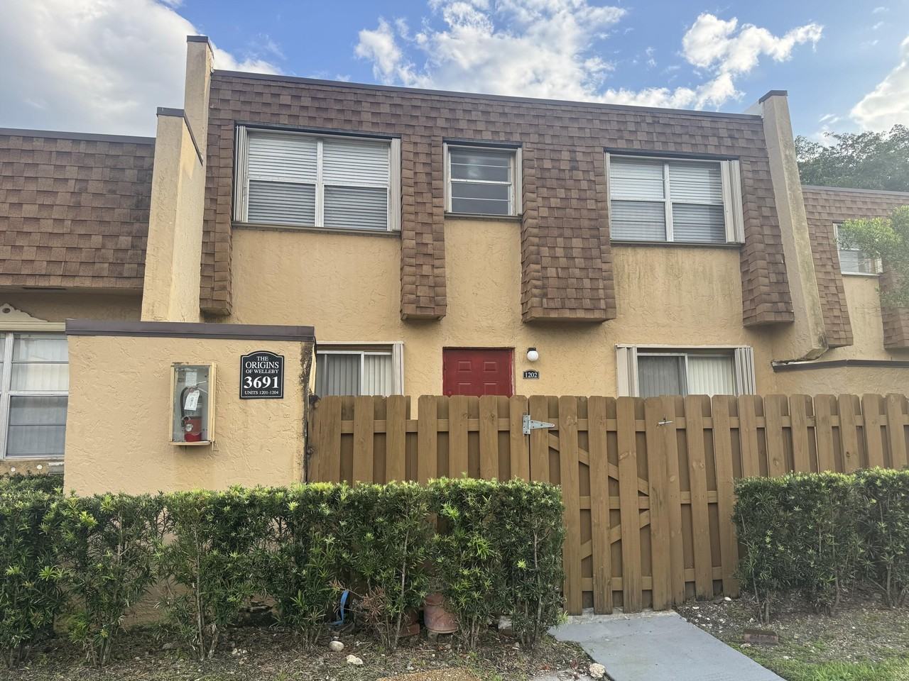 3691 Nw 95th Ter Apt 1202