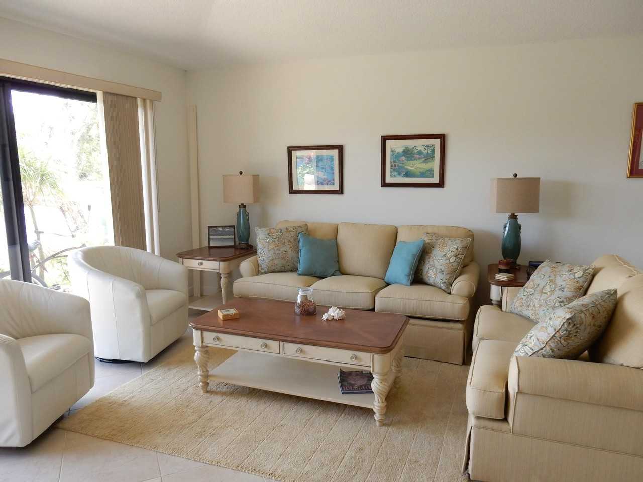 311 Club Dr - Photo 5 of 12