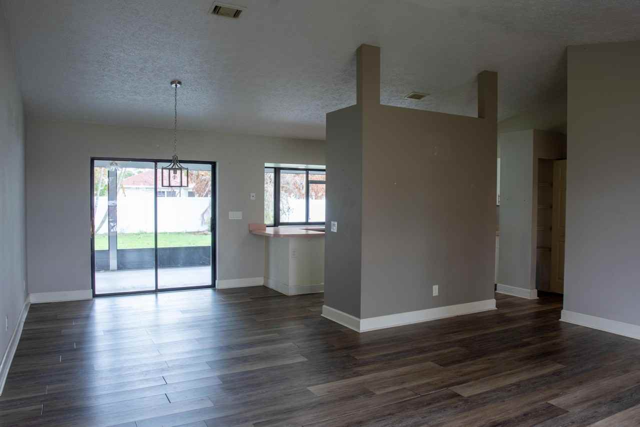 2325 Se Beechwood Ter - Photo 4 of 38