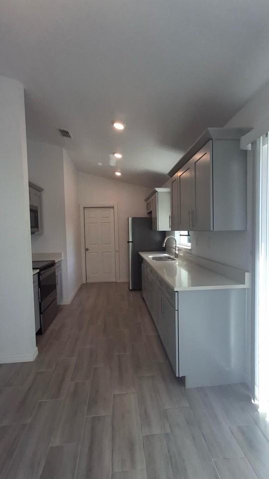 19850 Sw Eagle Dr - Photo 6 of 17