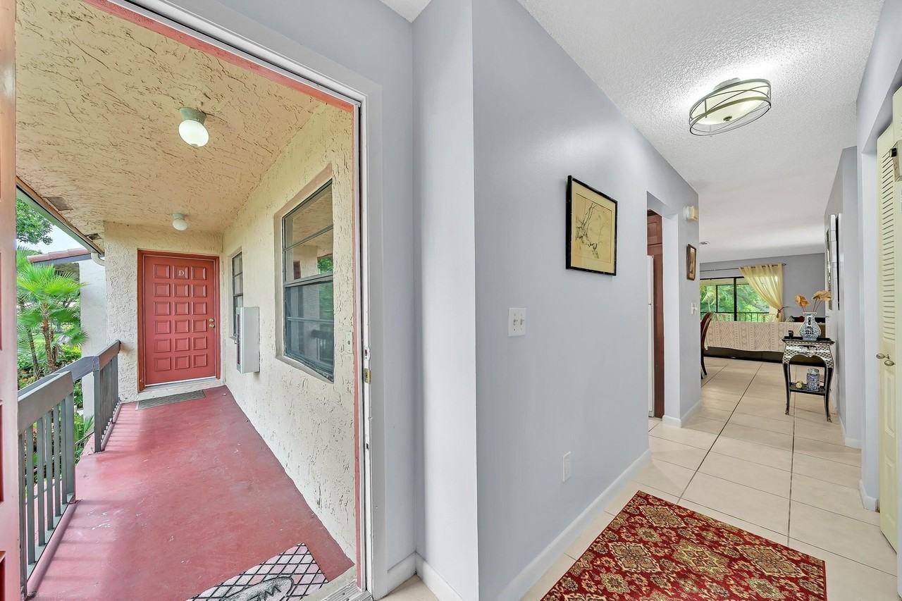 9278 Vista Del Lago Apt 31f - Photo 5 of 24