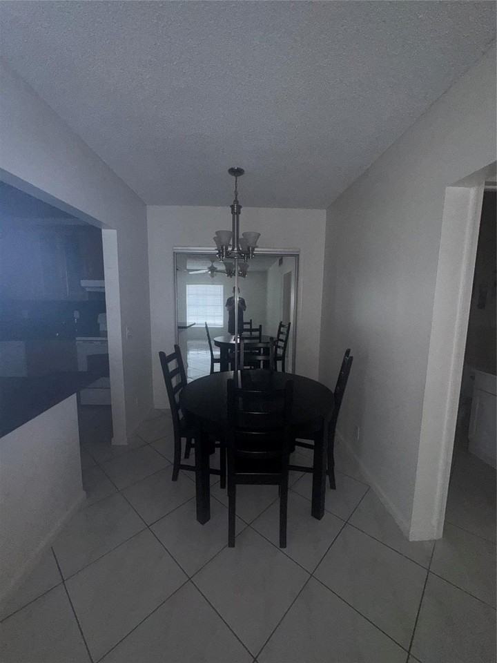2220 Ne 68th St #1031 - Photo 3 of 12