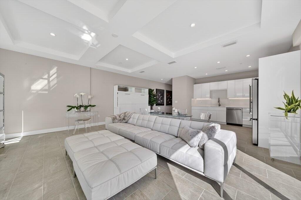 41 Sw Seminole St Unit 209 - Photo 4 of 25