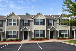 Vineyard Creek Apartments - Photo 1 of 1