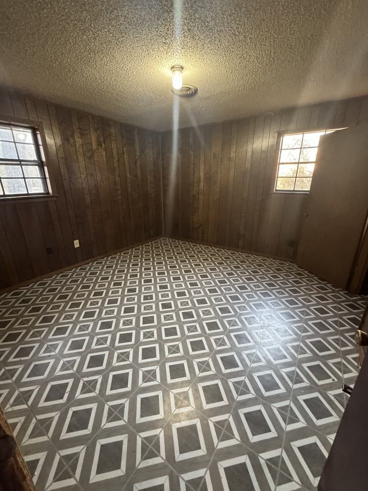 1206 Rosewood Dr #1 - Photo 7 of 10