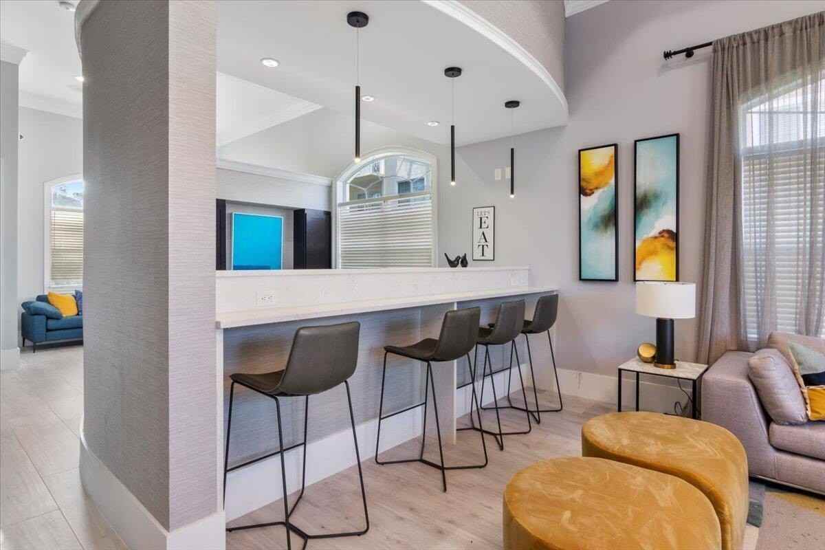 9905 Baywinds Dr Apt 2206 - Photo 5 of 27