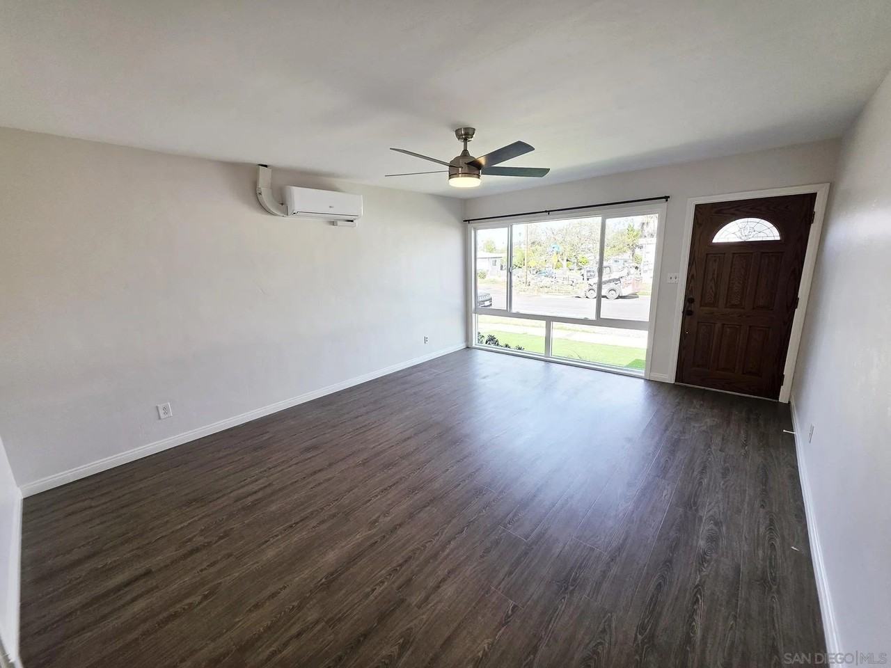 4907 Iroquois Ave - Photo 3 of 17