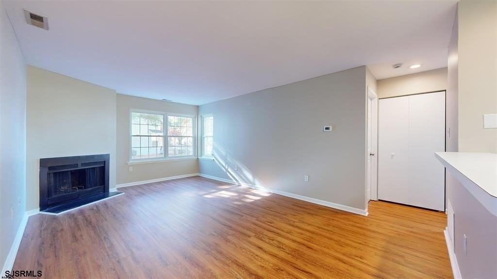 30 Driftwood Ct - Photo 3 of 19