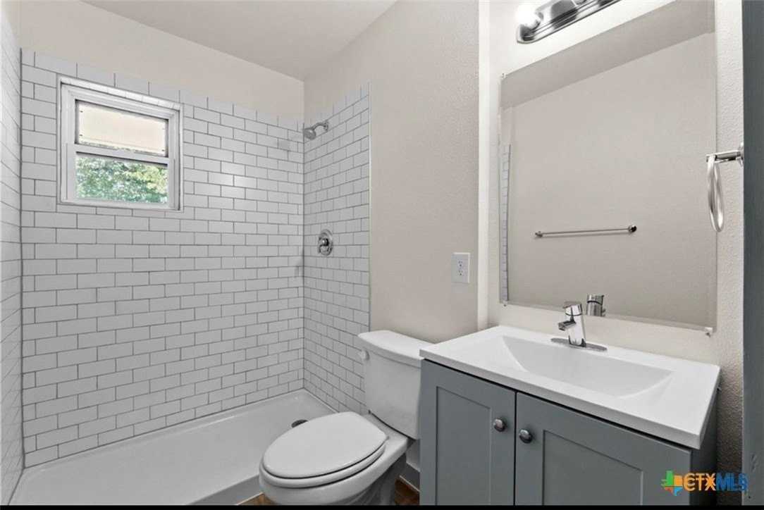 W Ave B - Photo 5 of 6