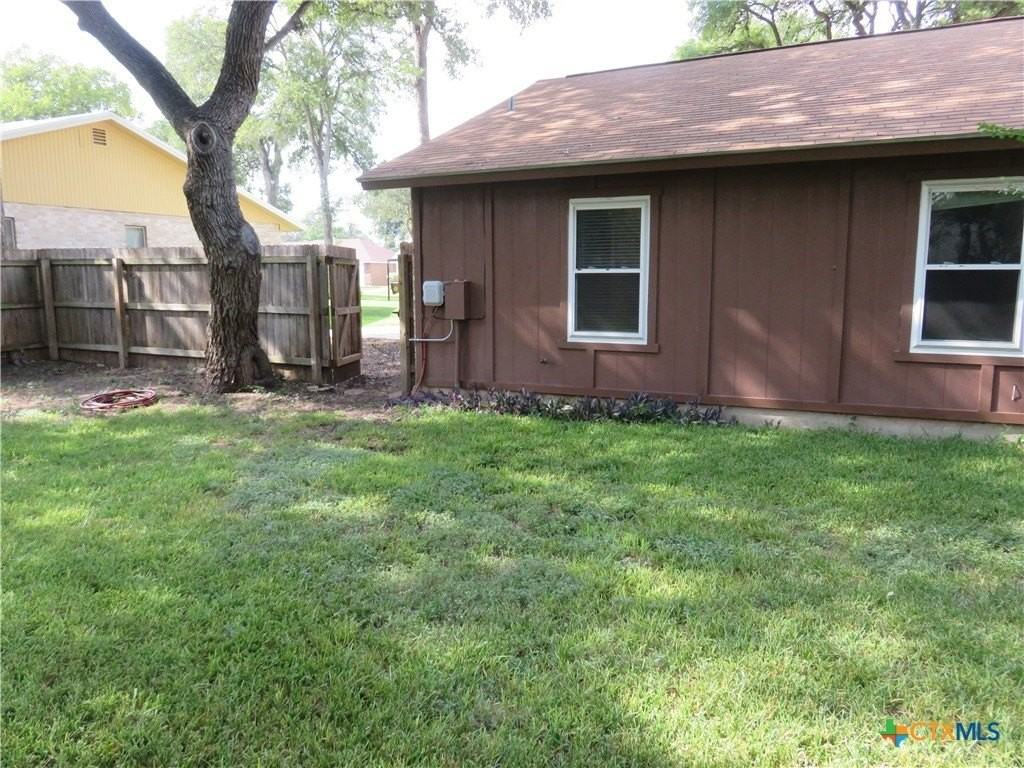 139 Lone Oak St - Photo 7 of 27